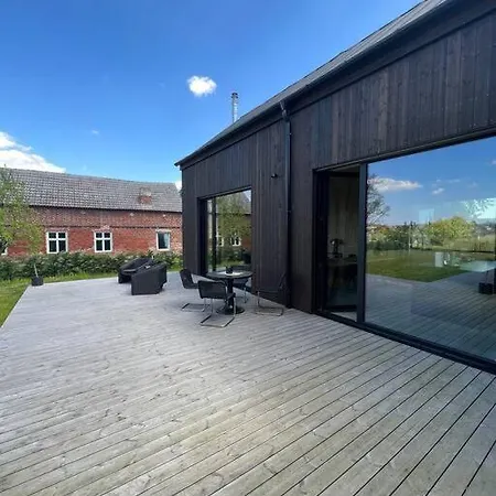 Ungewoehnliches Holzhaus Mit Weitblick Und Seenaehe Villa Angermunde