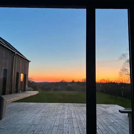 Villa Ungewoehnliches Holzhaus Mit Weitblick Und Seenaehe Angermunde