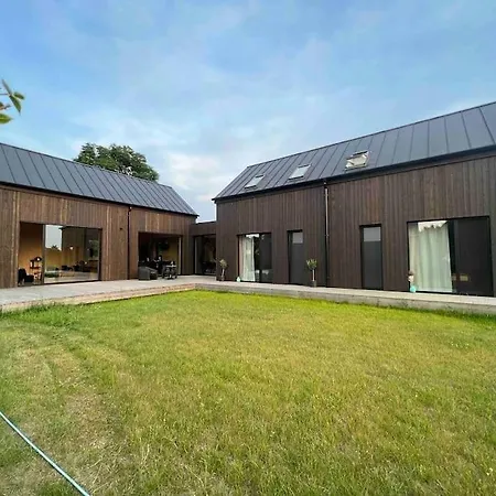 Ungewoehnliches Holzhaus Mit Weitblick Und Seenaehe * Angermunde